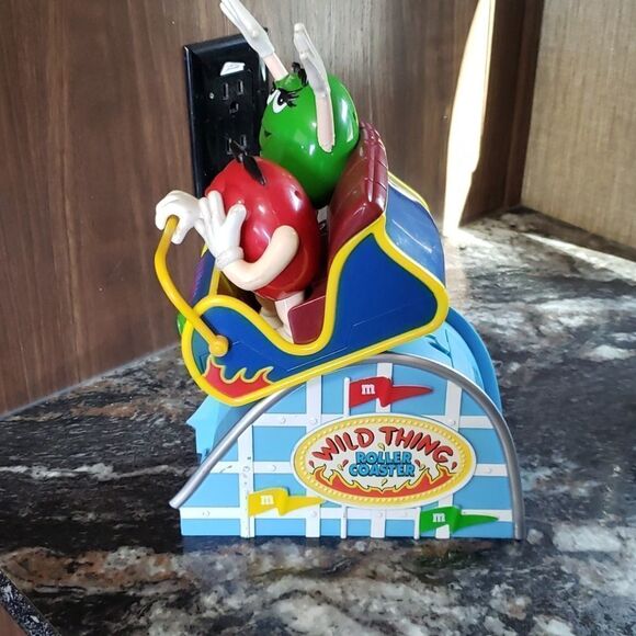 Vintage Wild Ride Rollercoaster M&M Dispenser - Picture 5 of 15